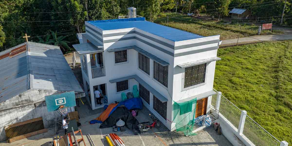 ONE BUILDING FITS ALL: DPWH delivers multi-purpose building to New Lucena