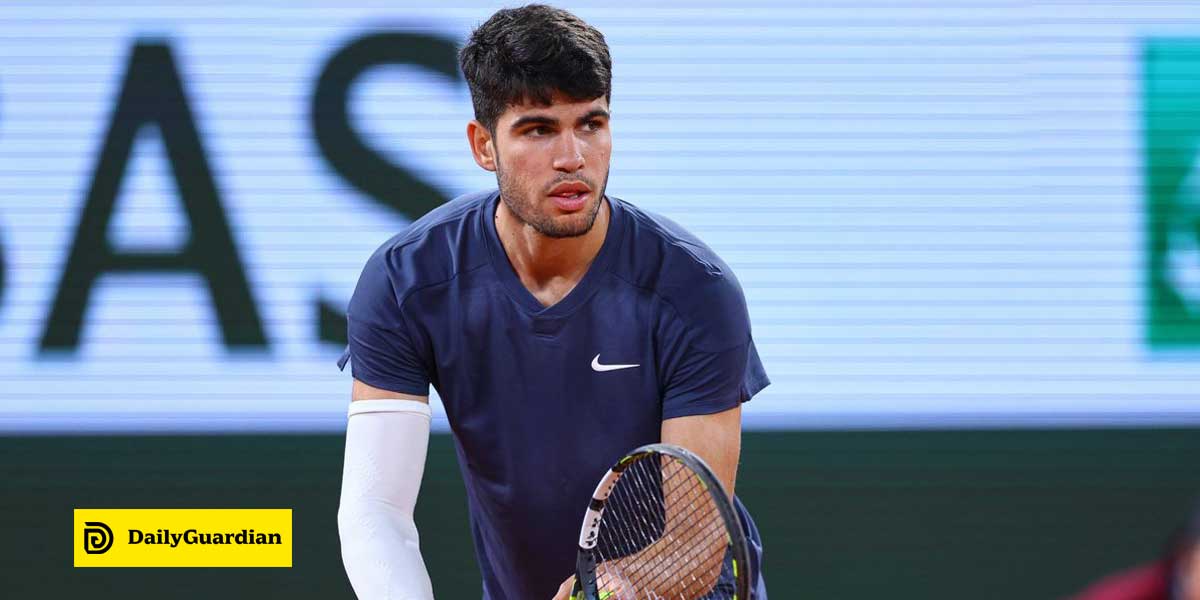 Carlos Alcaraz notches quarterfinal spot in the 2024 French Open ...